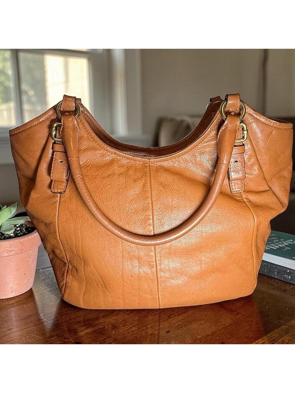 Coach Madison Abigail #18612 Pebbled Leather Hobo Bag in Saddle Tan - Picture 3 of 13